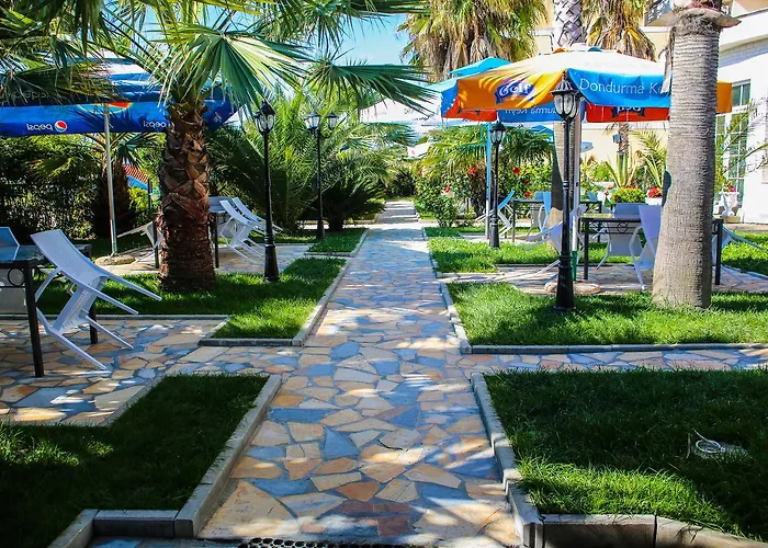 Venezia Otel Golem (Tirana)